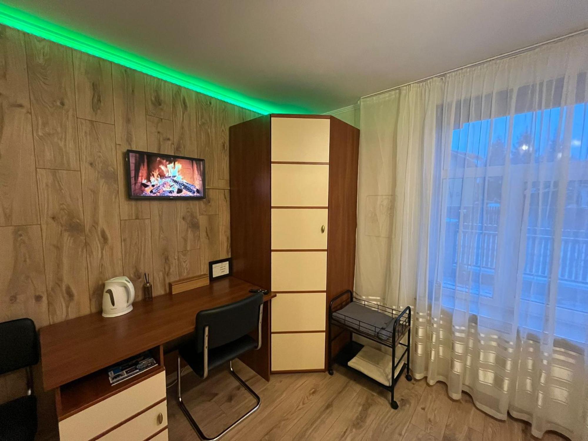 Room In A Private House 5 Min From Airport Riga Buitenkant foto